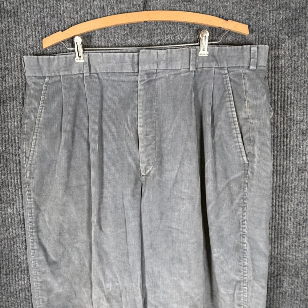 Vintage Lands' End USA Made Corduroy Pleated Pants Men's 36x29 Gray Cotton